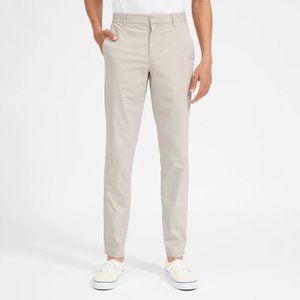 Everlane Mens The Air Chino Pants Stone 